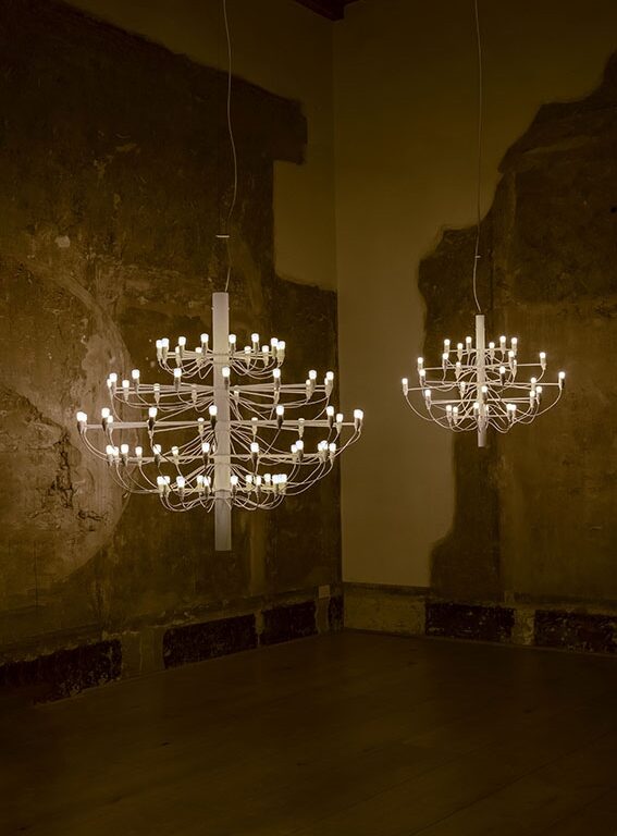 2097/75 lysekrone LED m. klare pærer, mat hvid (B&M Exclusive)