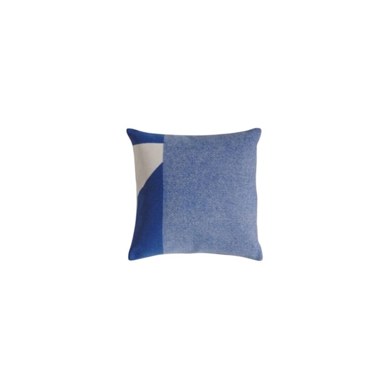 Big Logo Pude 55x55 Pale Beige/Royal Blue