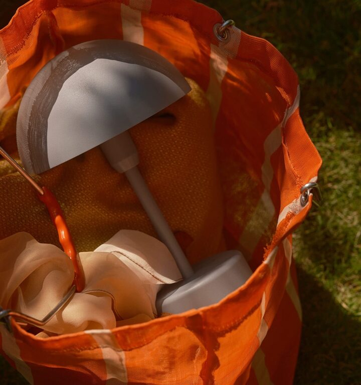 Ellen To-Go batterilampe / bordlampe, grå