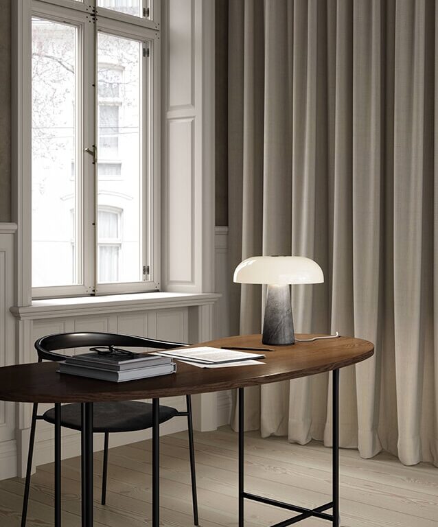 Glossy bordlampe grå