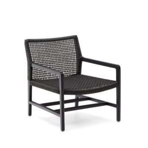 KAVE HOME Sabolla udendørs loungestol, m. armlæn - sort syntetisk flet og sort teaktræ