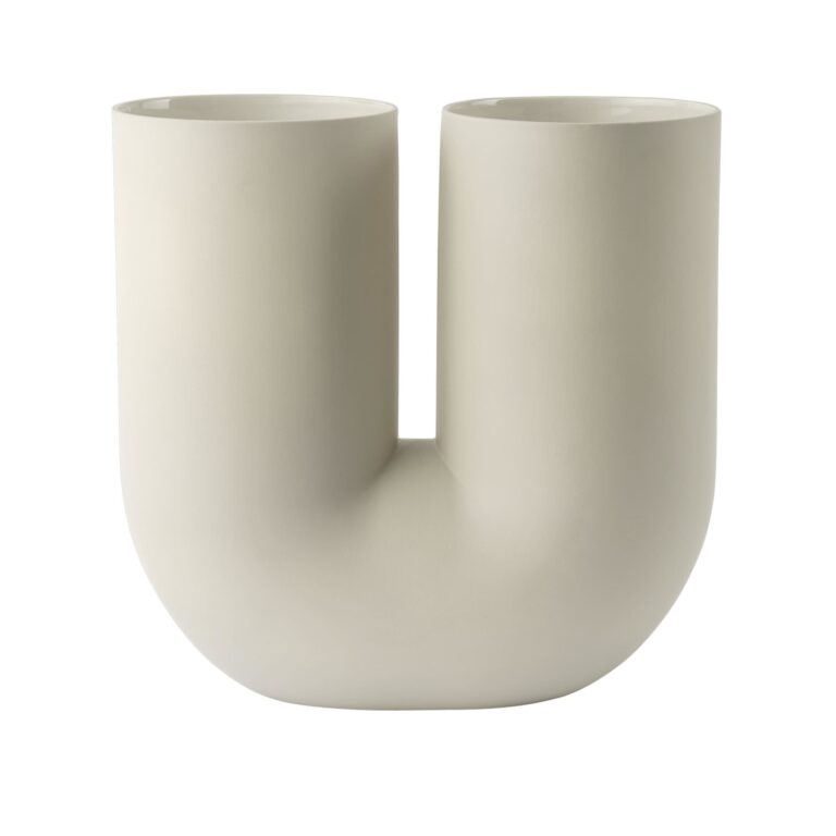Kink Vase H39 Sand