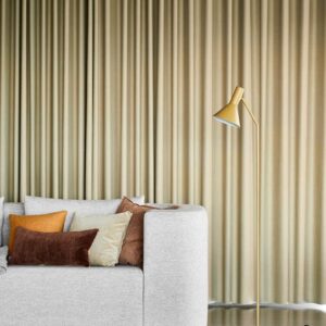 LYSS gulvlampe, mat mandelfarvet