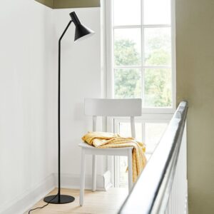 LYSS gulvlampe, mat sort