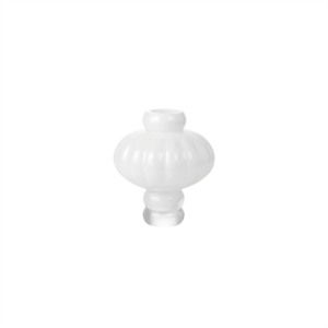 Louise Roe Balloon 02 Vase Opal