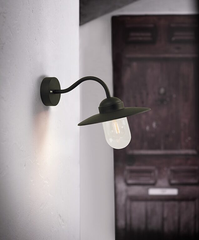 Luxembourg udendørs væglampe, sort