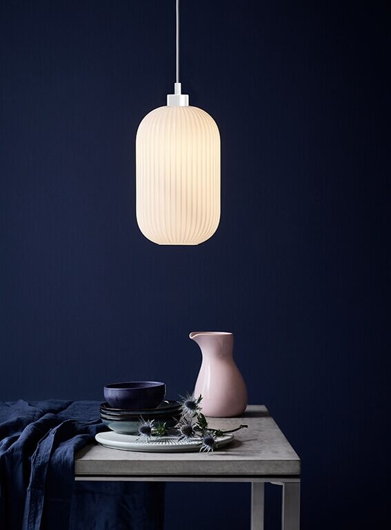 Milford 20 pendel, opal glas